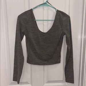 Lululemon Gray Long Sleeve Women's Athletic Top (never worn)